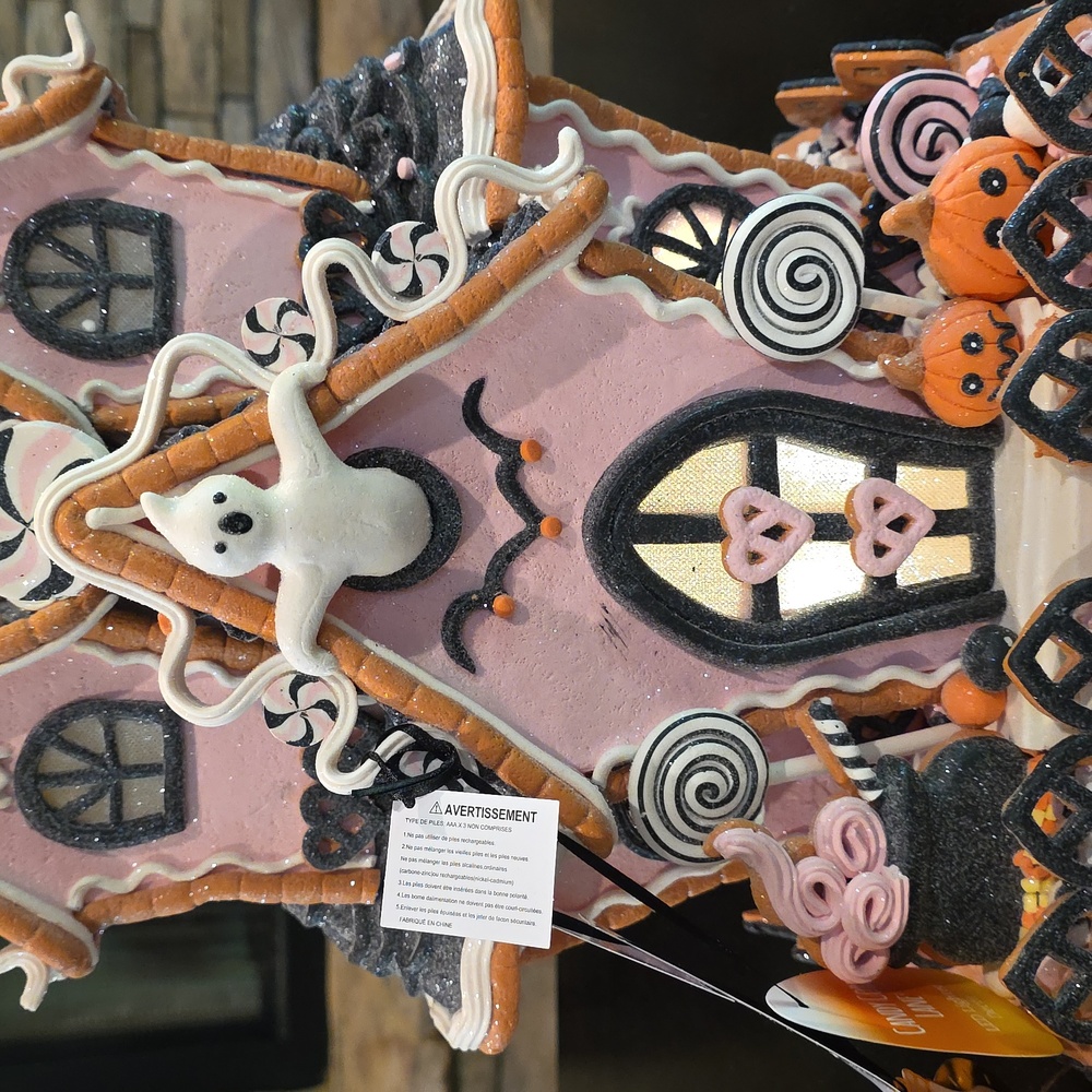 Viral Pink Halloween Gingerbread House Decor-NWT - Picture 5 of 11